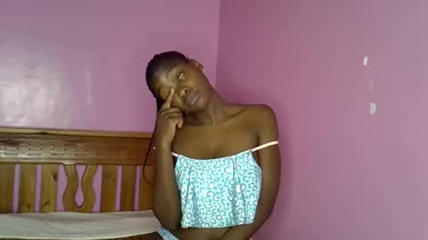 C--trish online show from October 16, 2025, 10:22 pm