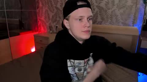 Snapshot of cactusjames_69 chatting on September 18, 2025, 7:05 pm James online show from September 18, 2025, 7:05 pm