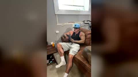 Snapshot of cadenhunterr chatting on July 14, 2026, 4:56 pm cadenhunterr online show from July 14, 2026, 4:56 pm