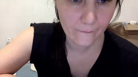 Lamb online show from October 25, 2025, 6:02 pm