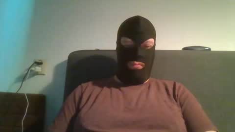 cagegag31 online show from September 14, 2025, 10:47 am