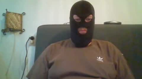 cagegag31 online show from March 28, 2026, 9:20 am