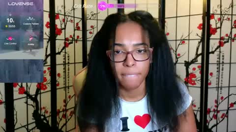 Snapshot of caitlincoxxx chatting on December 29, 2024, 3:33 am Caitlins Coxxx online show from December 29, 2024, 3:33 am