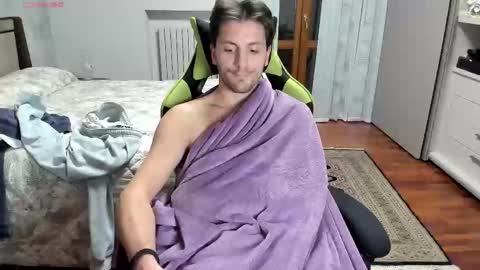 Snapshot of calciatore94 chatting on November 28, 2025, 5:04 pm Marco online show from November 28, 2025, 5:04 pm