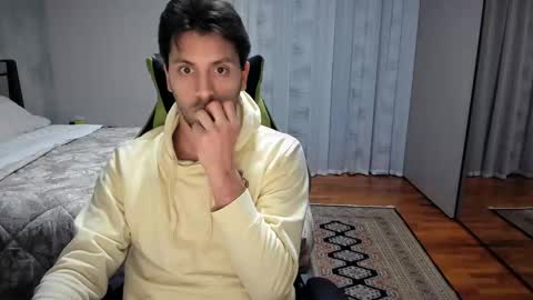 Snapshot of calciatore94 chatting on March 11, 2026, 8:37 pm Marco online show from March 11, 2026, 8:37 pm