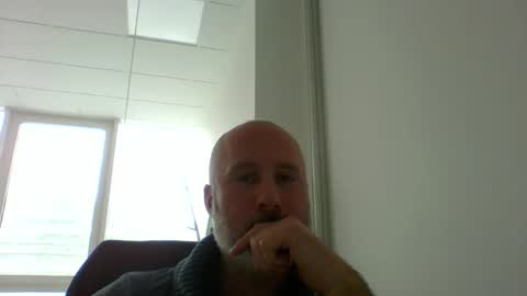 Snapshot of caldoski chatting on May 6, 2026, 11:04 am caldoski online show from May 6, 2026, 11:04 am