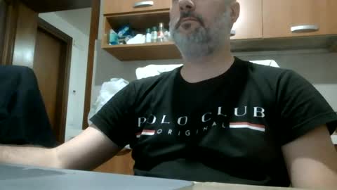 Snapshot of caldoski chatting on May 26, 2026, 9:44 pm caldoski online show from May 26, 2026, 9:44 pm