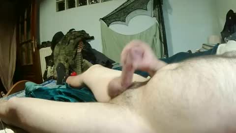 calentorro31979 online show from March 23, 2026, 6:45 pm