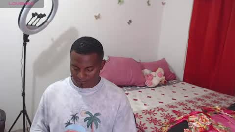 caliente_in_passion online show from June 28, 2026, 3:23 am