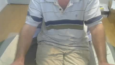 Snapshot of califun4u chatting on December 16, 2024, 12:15 am califun4u online show from December 16, 2024, 12:15 am