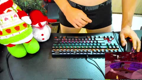 calihotcaliente27 online show from December 31, 2024, 4:35 pm