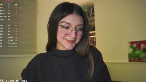 Snapshot of call_me_rosie chatting on January 14, 2025, 11:58 pm   online show from January 14, 2025, 11:58 pm