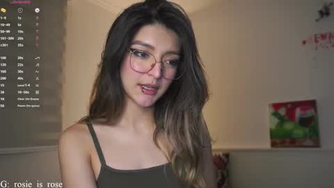 Snapshot of call_me_rosie chatting on March 4, 2025, 1:01 am   online show from March 4, 2025, 1:01 am
