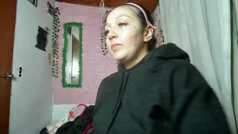 paula online show from June 3, 2026, 2:47 am