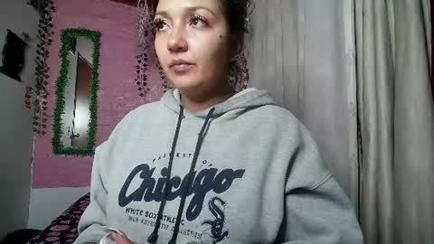 Snapshot of callme_lolas chatting on June 22, 2026, 3:36 am paula online show from June 22, 2026, 3:36 am