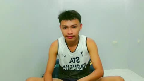 Snapshot of callmebabyceejay_ chatting on April 7, 2026, 9:10 am Ceejay online show from April 7, 2026, 9:10 am