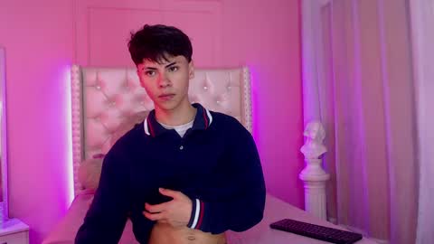 Snapshot of callum_77 chatting on March 8, 2025, 8:03 pm CALLUM online show from March 8, 2025, 8:03 pm