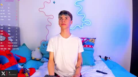 Snapshot of callum_77 chatting on October 10, 2025, 5:28 am CALLUM online show from October 10, 2025, 5:28 am