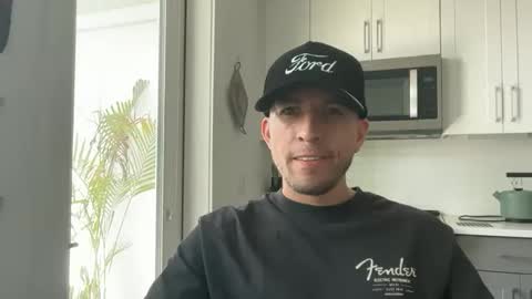 Daddy online show from April 10, 2026, 6:34 pm