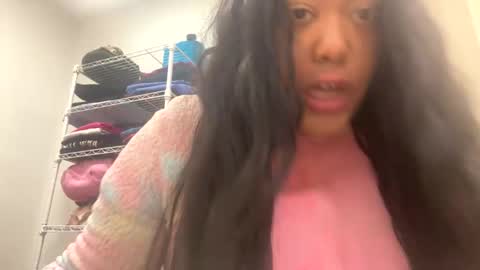 Snapshot of cals9x chatting on January 22, 2025, 1:10 am camzxoxox online show from January 22, 2025, 1:10 am