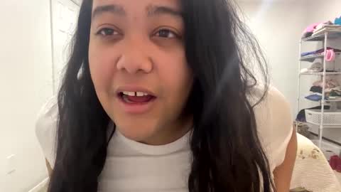 Snapshot of cals9x chatting on February 21, 2025, 4:07 am camzxoxox online show from February 21, 2025, 4:07 am