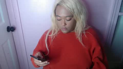 Snapshot of cals9x chatting on September 14, 2025, 3:44 pm camzxoxox online show from September 14, 2025, 3:44 pm