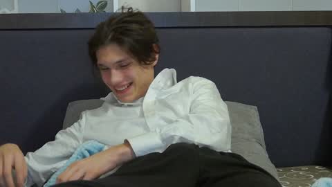 Snapshot of calvin_cay chatting on January 5, 2025, 11:12 pm Calvin online show from January 5, 2025, 11:12 pm