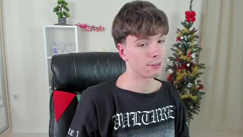 Hey I am Calvin  online show from December 28, 2024, 7:11 pm