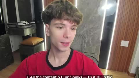 Hey I am Calvin  online show from May 31, 2026, 6:09 pm