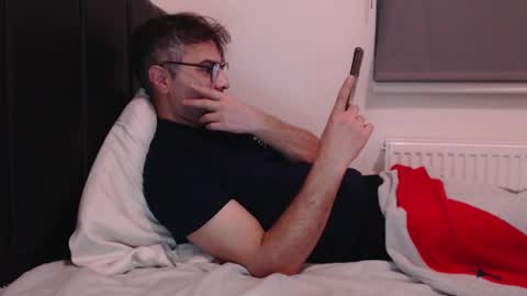 Snapshot of calvinjohnlad chatting on December 3, 2024, 4:50 pm Calvinjohnlad online show from December 3, 2024, 4:50 pm