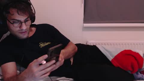 Snapshot of calvinjohnlad chatting on December 7, 2024, 10:06 pm Calvinjohnlad online show from December 7, 2024, 10:06 pm