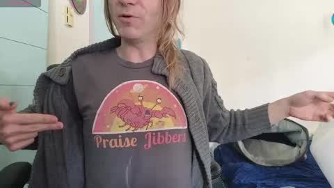 Calypso online show from November 9, 2025, 8:40 pm