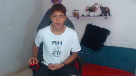 Snapshot of cam_xman chatting on November 27, 2025, 3:41 am cam_xman online show from November 27, 2025, 3:41 am