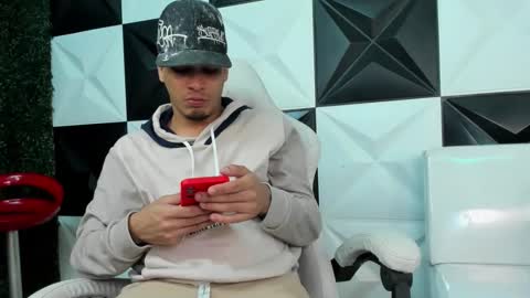 Snapshot of cam_xman chatting on February 7, 2026, 2:21 pm cam_xman online show from February 7, 2026, 2:21 pm