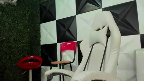 Snapshot of cam_xman chatting on February 8, 2026, 3:48 pm cam_xman online show from February 8, 2026, 3:48 pm