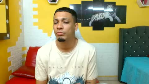 Snapshot of cam_xman chatting on May 23, 2026, 7:13 am cam_xman online show from May 23, 2026, 7:13 am