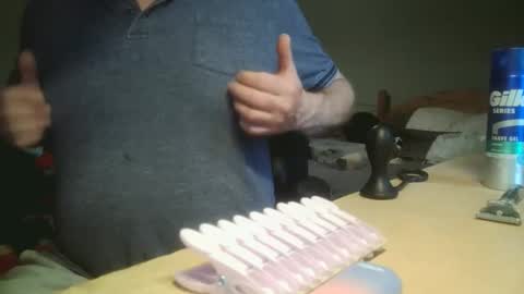 cambsuk online show from November 29, 2025, 1:58 pm