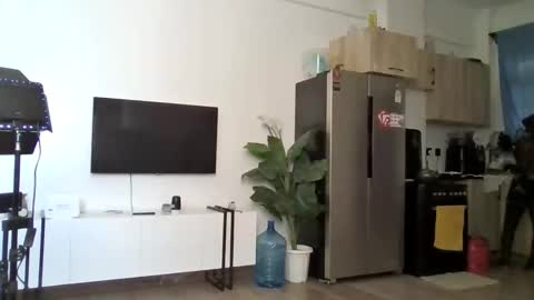 Princess online show from November 20, 2025, 12:16 pm