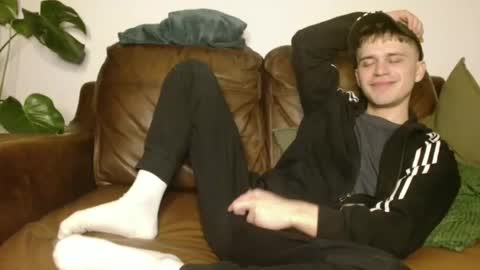 CamDoAttitude online show from January 17, 2025, 8:11 pm