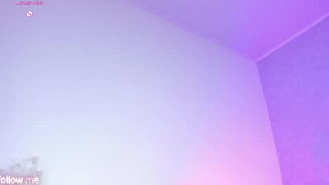 Snapshot of cameliaa_smiith chatting on November 13, 2025, 4:22 am Camelia Smith online show from November 13, 2025, 4:22 am