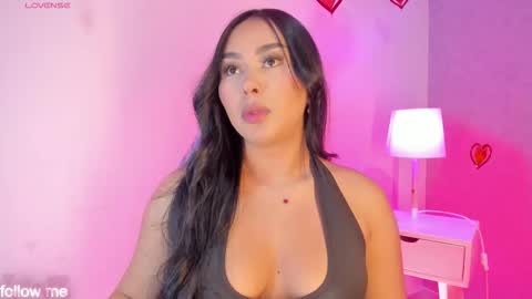 Snapshot of cameliaa_smiith chatting on February 11, 2026, 3:00 am Camelia Smith online show from February 11, 2026, 3:00 am