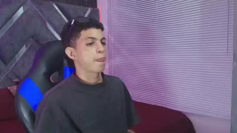 Snapshot of cameron_lux4 chatting on July 6, 2026, 3:36 am CAMERON online show from July 6, 2026, 3:36 am