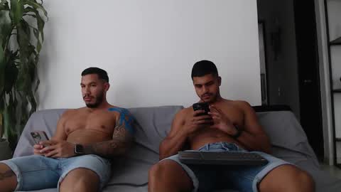 Jose online show from September 11, 2025, 8:42 pm