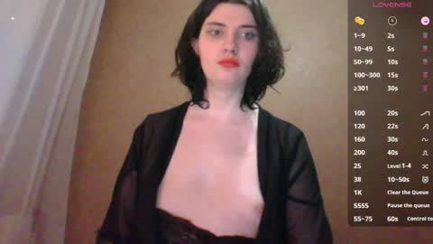 Snapshot of camgirl_xx chatting on April 24, 2026, 4:53 pm Marta online show from April 24, 2026, 4:53 pm