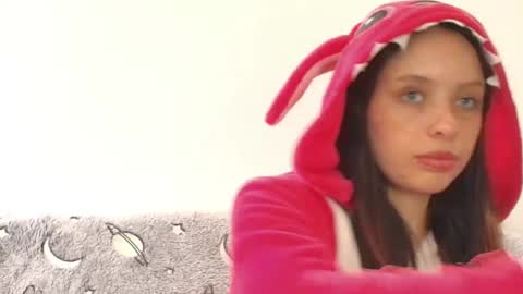 Snapshot of cami_casti777 chatting on December 13, 2024, 8:26 pm trini-1000 online show from December 13, 2024, 8:26 pm