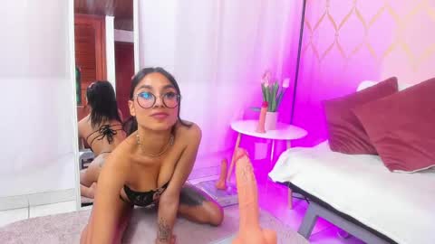 Camila online show from February 9, 2025, 4:25 am