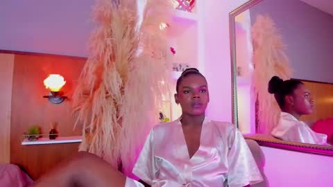 camiestrada online show from February 1, 2025, 7:36 am