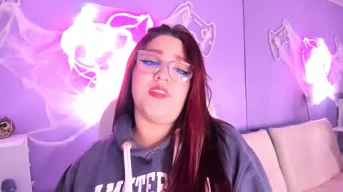 Camila Osorio online show from October 30, 2025, 7:36 pm