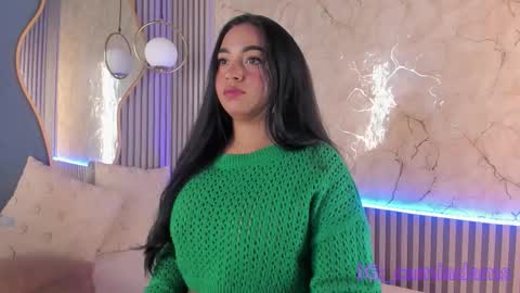 Cami online show from November 19, 2025, 11:43 am