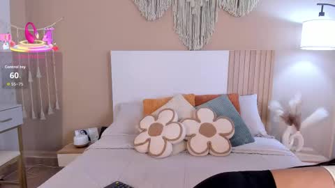 camila_bustamante_ online show from March 19, 2026, 4:00 pm